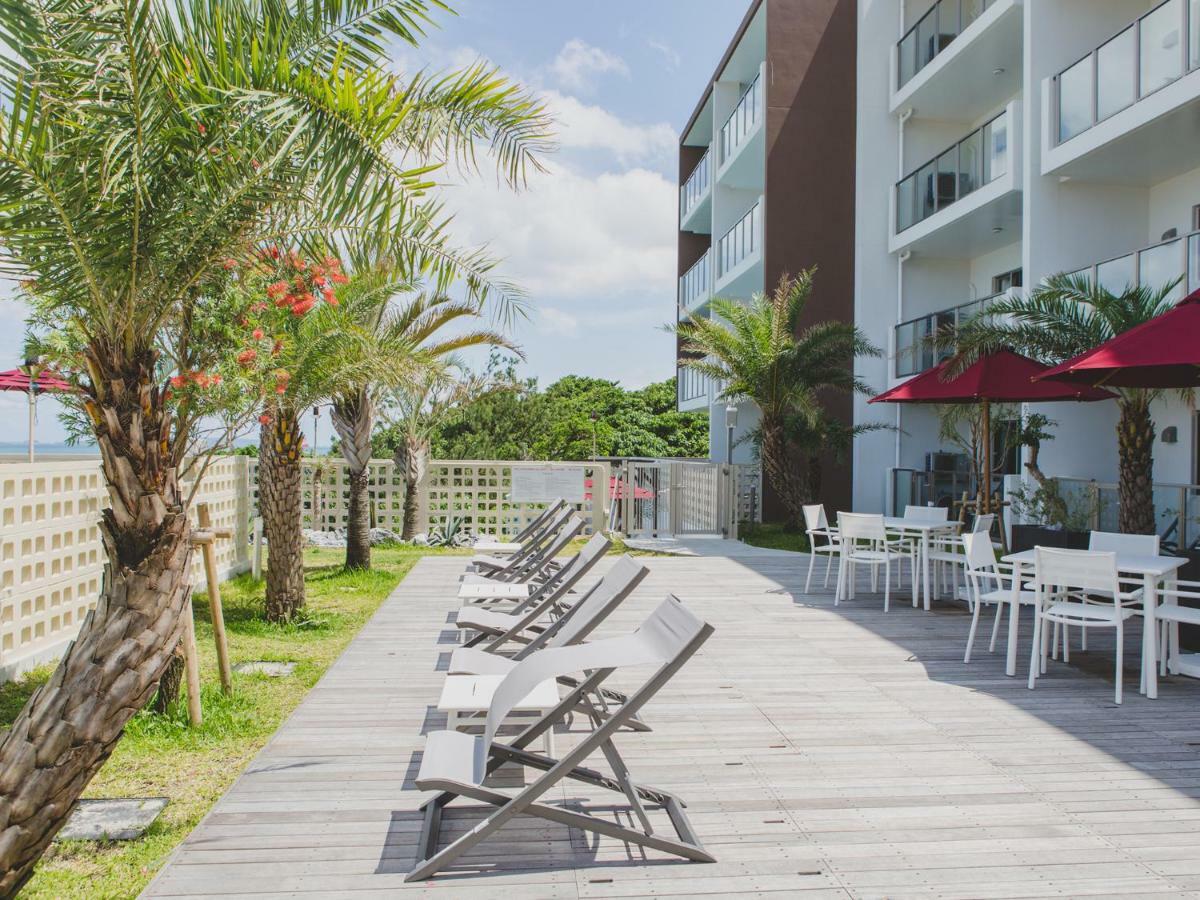 Hideout Okinawa Uruma Εξωτερικό φωτογραφία