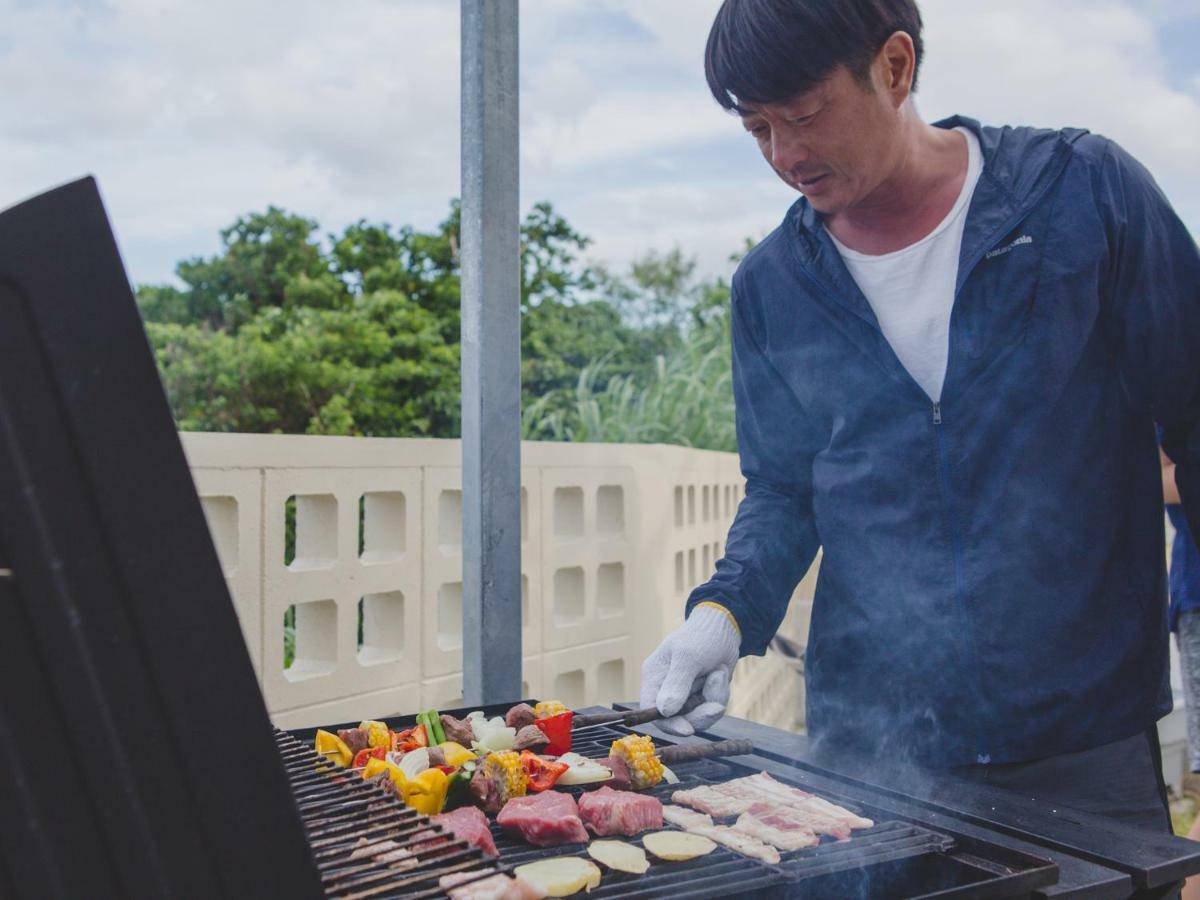 Hideout Okinawa Uruma Εξωτερικό φωτογραφία