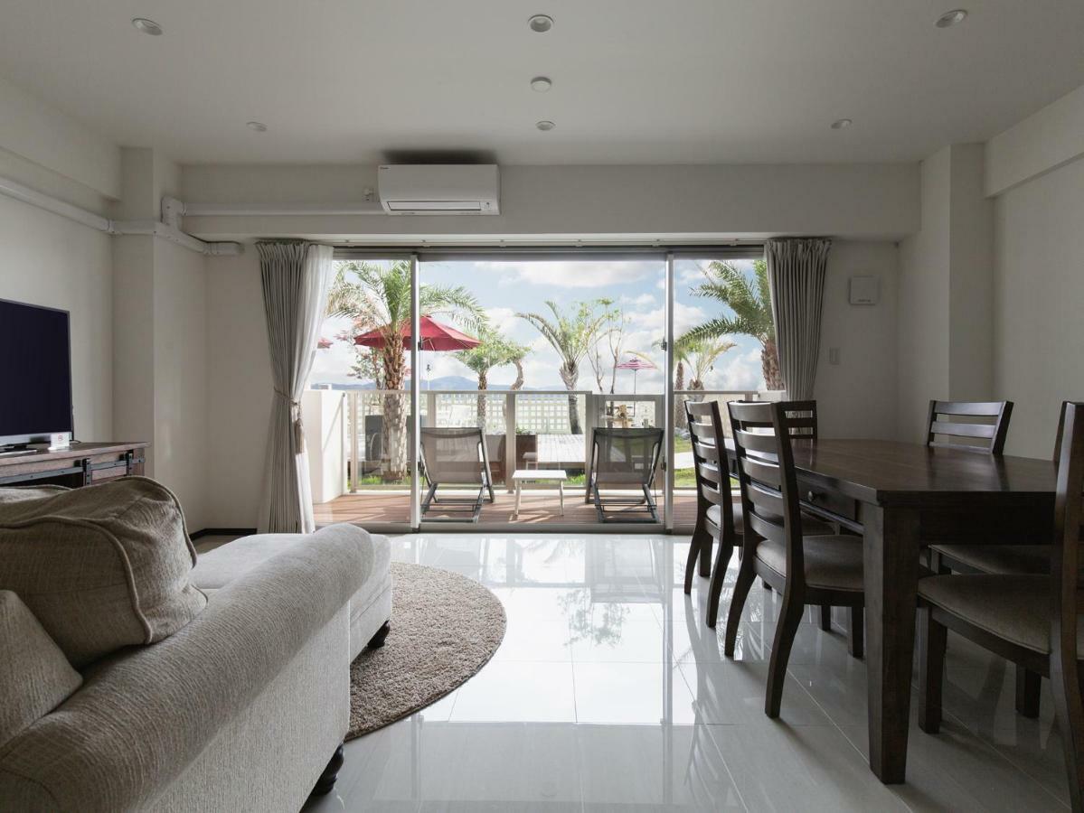 Hideout Okinawa Uruma Εξωτερικό φωτογραφία