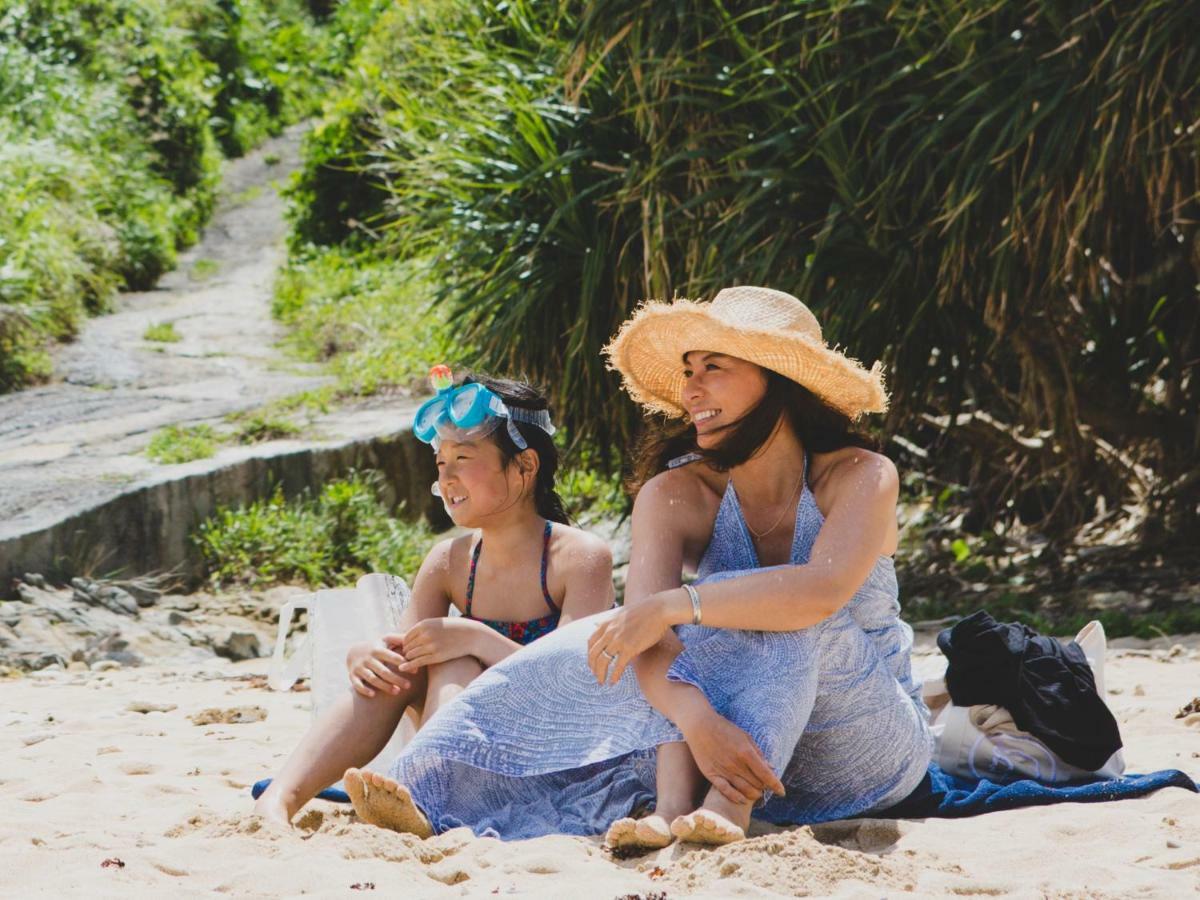 Hideout Okinawa Uruma Εξωτερικό φωτογραφία